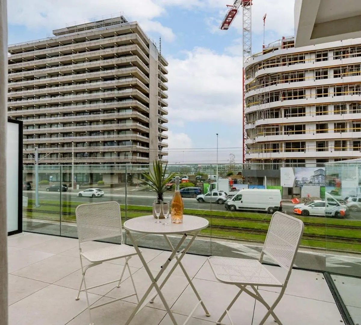 Huswell - Lovely New Apartment Close To The Sea Ostend